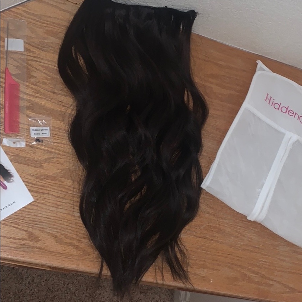 Hidden Crown Halo Extensions 24incb deepest brown 1B